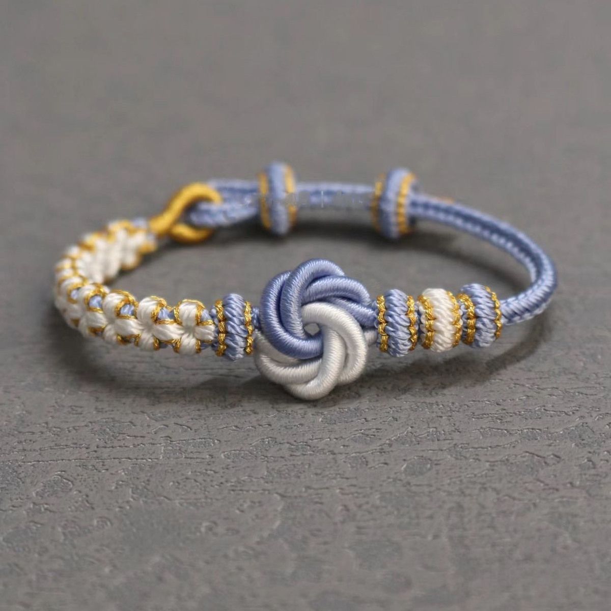 Vòng chỉ ngũ sắc may mắn Nepal MS607