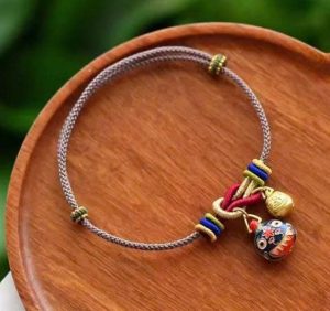 Vòng chỉ ngũ sắc may mắn Nepal MS622