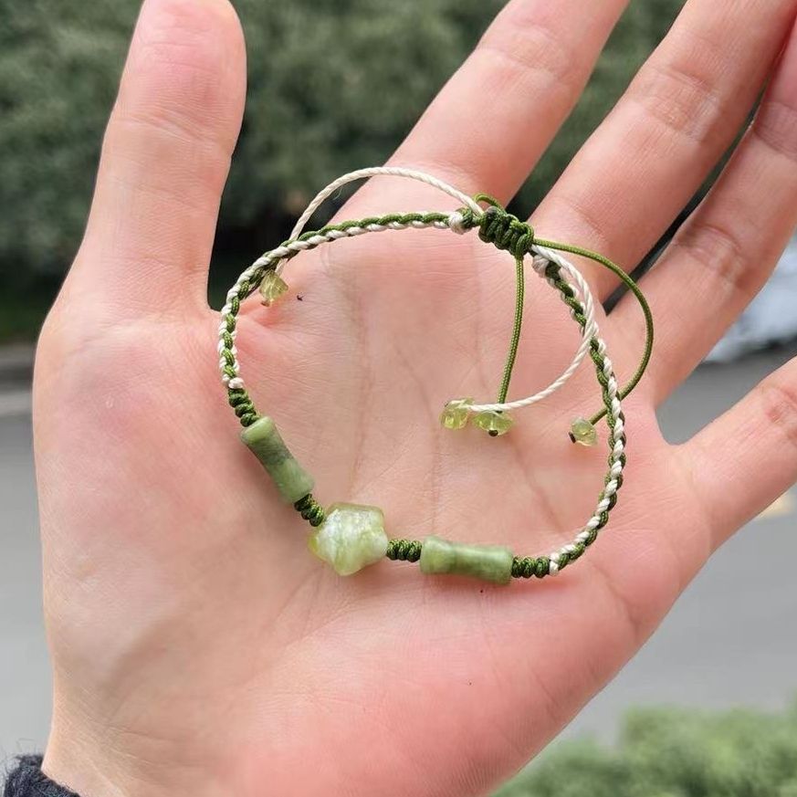 Vòng chỉ ngũ sắc may mắn Nepal MS636