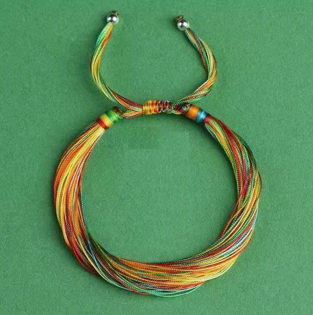 Vòng chỉ ngũ sắc may mắn Nepal MS653