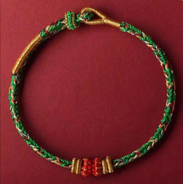 Vòng chỉ ngũ sắc may mắn Nepal MS664