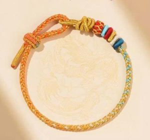 Vòng chỉ ngũ sắc may mắn Nepal MS666