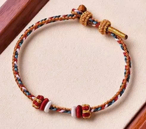 Vòng chỉ ngũ sắc may mắn Nepal MS667